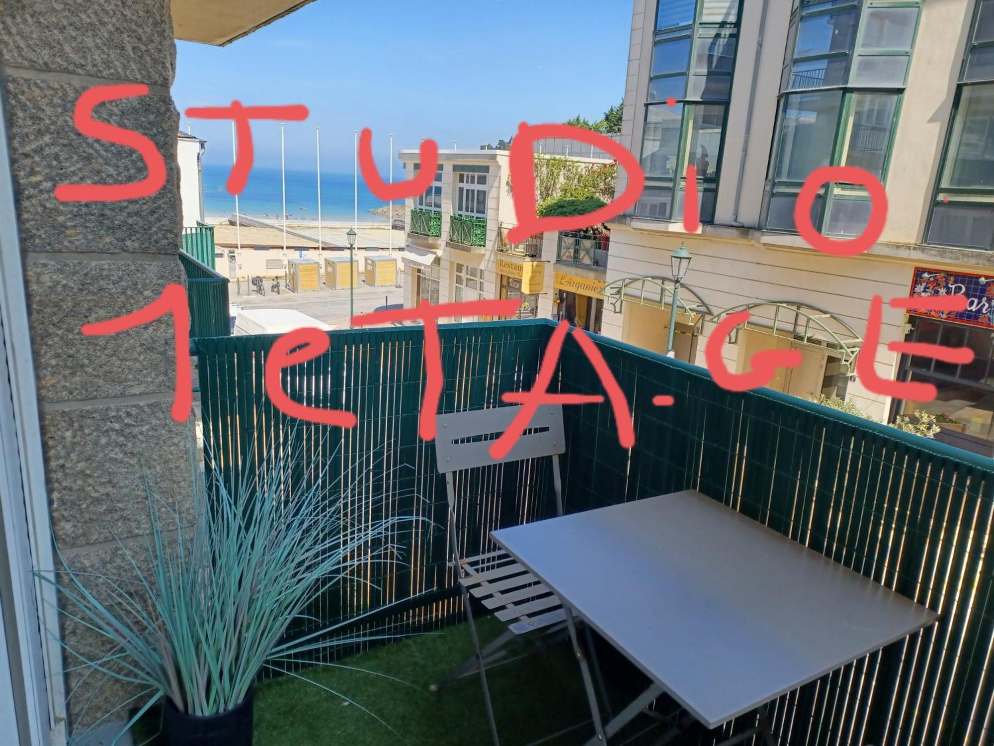 Les Studios Vue Mer Le Matlo Ντινάρ Εξωτερικό φωτογραφία